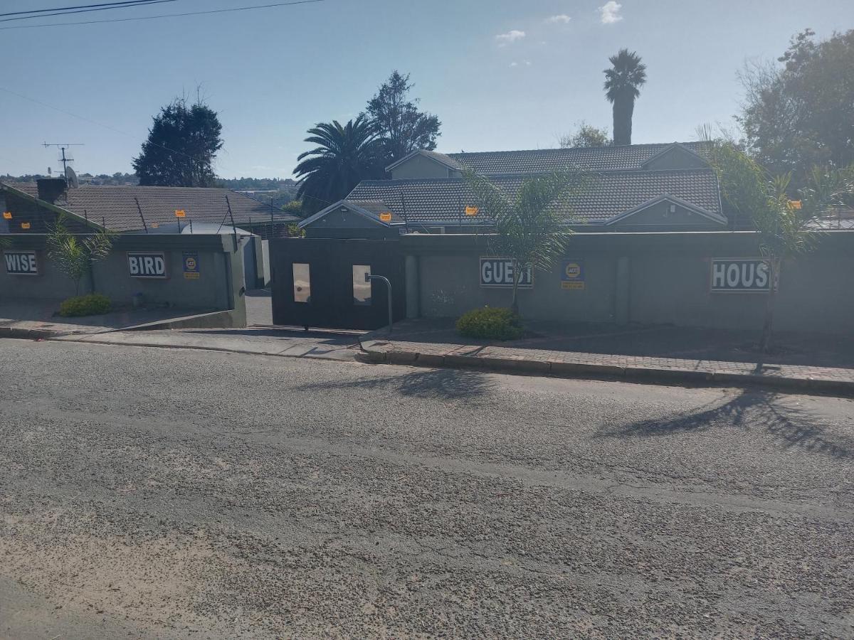 Wise Bird Guest House Roodepoort Exterior foto
